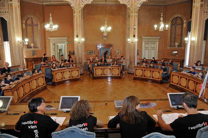 piccolo nuovo teatro scuola di arti teatrali di strada